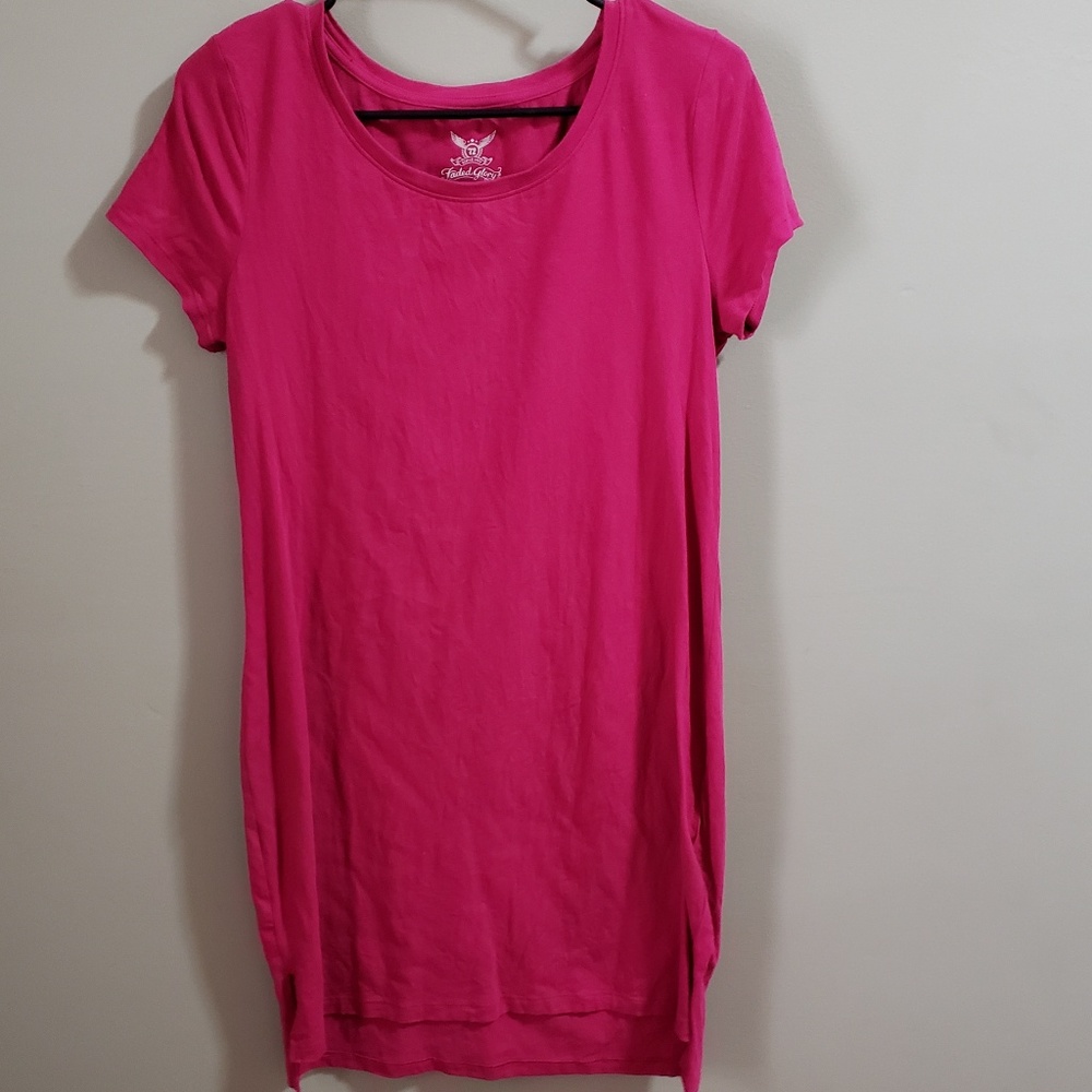 Hot pink tshirt style dress with step hemline
